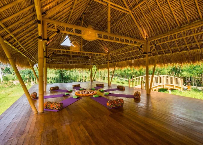 Nandini Jungle By Hanging Gardens 度假村 5*