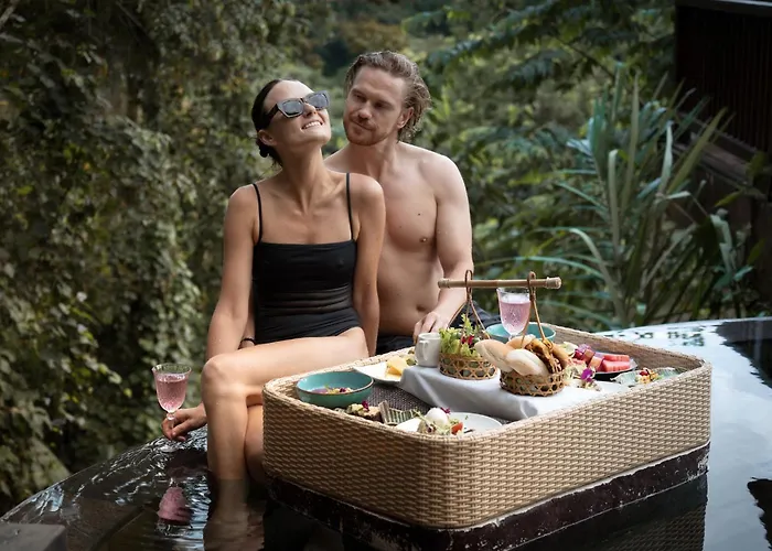 Nandini Jungle By Hanging Gardens 度假村 5*
